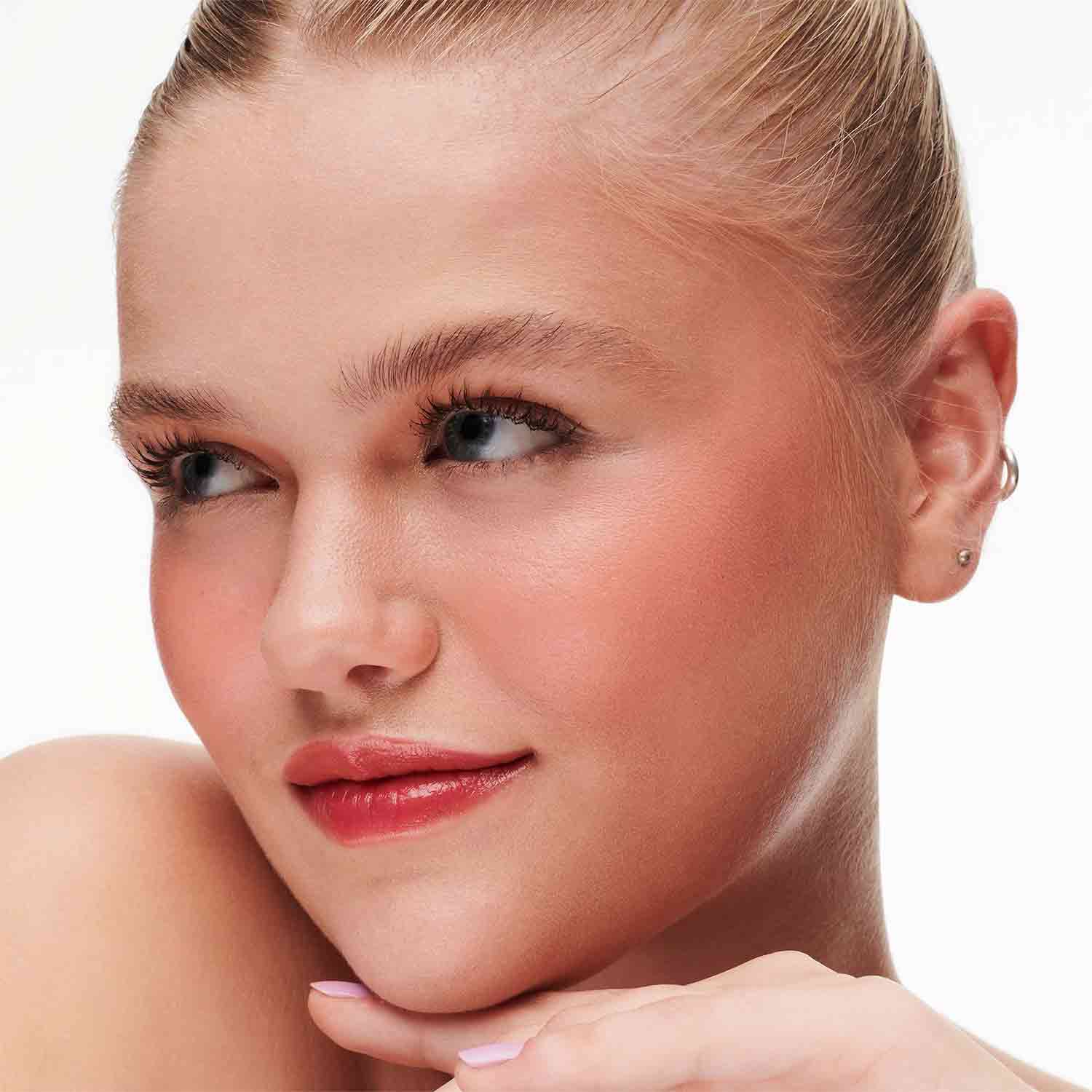 GLOW PLAY CUSHIONY BLUSH (BLUSH EN CREMA)